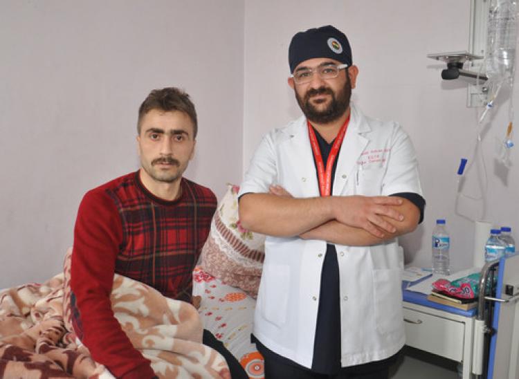 3 kişiyi hayata döndürdü