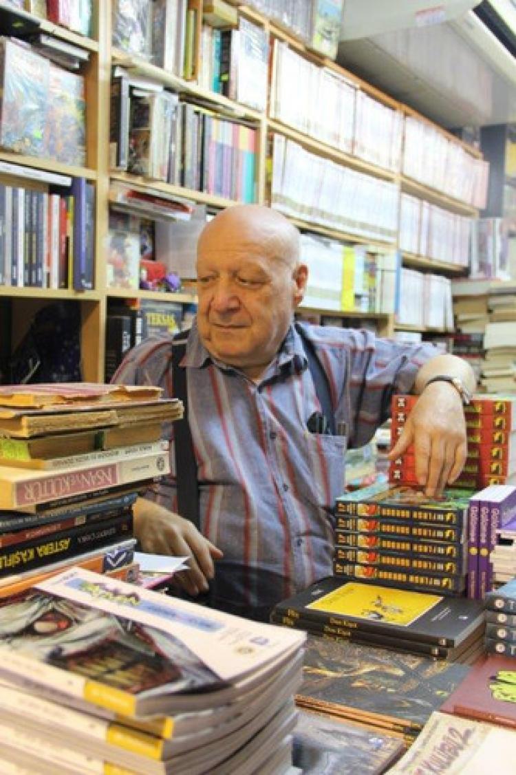 Başkent'te çizgi romancıların buluşma noktası 'Devr-i Alem'