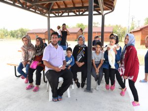 Bursa'da Afgan mültecilere sahip çıkıldı