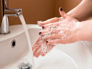 Doğru el yıkama ile virüsten kurtulun