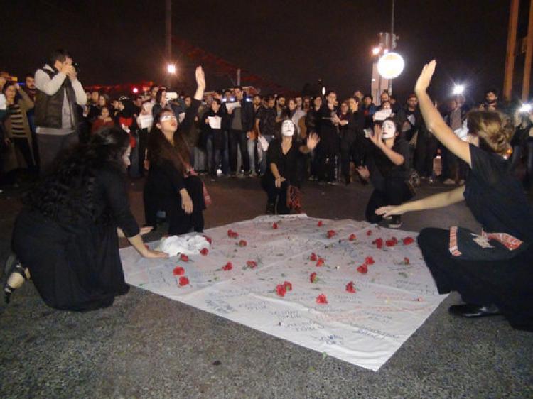 Taksim’de canlandırılarak protesto edildi