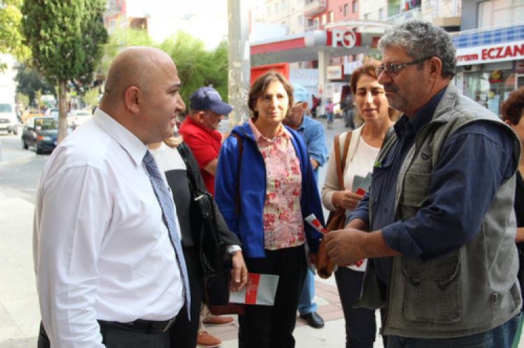 MHP İzmir adayı Şahin: Esnafı sahipsiz bırakmayacağız