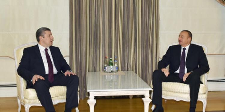 Aliyev, Kvirikaşvili'yi kabul etti.