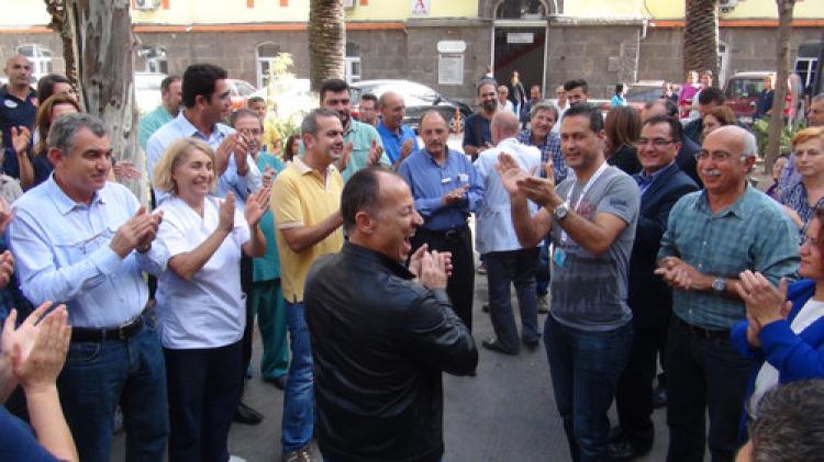 Hastane çalışanlarından mobbing eylemi