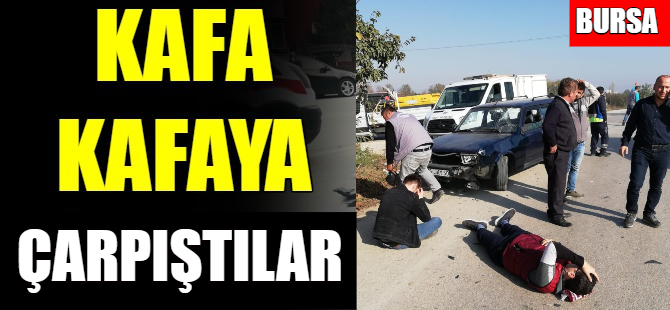 Otomobil ile motosiklet çarpıştı