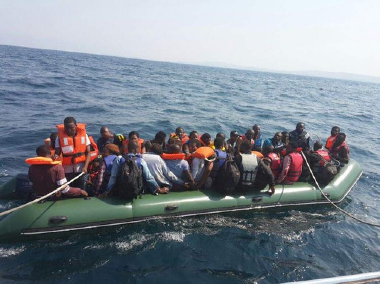 Kaçak botu battı: 15 kişi kayıp