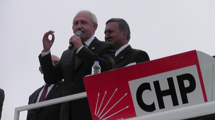 Kılıçdaroğlu: Davutoğlu saray için çalışır, Kılıçdaroğlu halk için