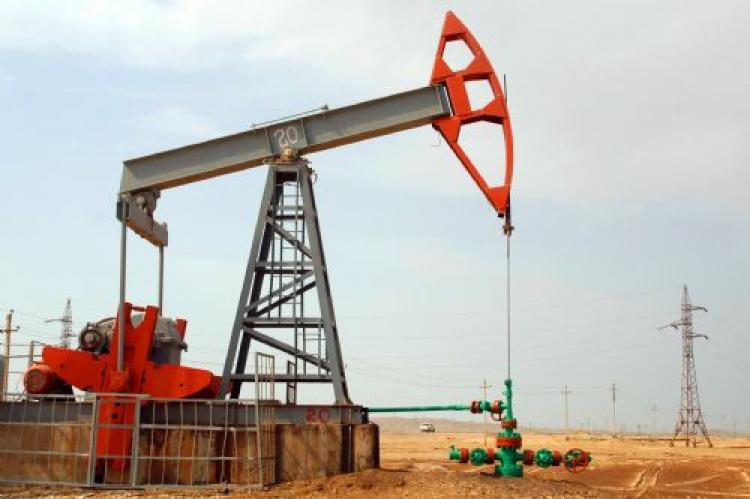 Azerbaycan petrolü düşüşte