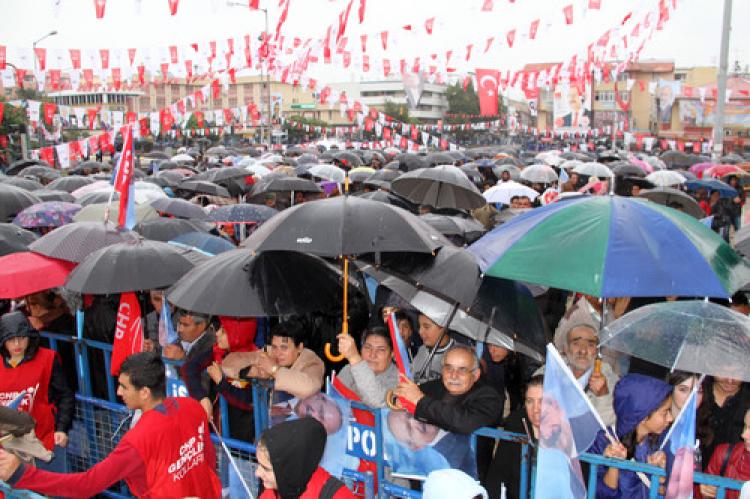 Kılıçdaroğlu, hükümete yüklendi