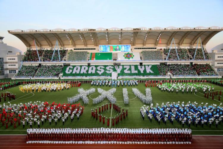 Türkmenistan bağımsızlığını kutluyor