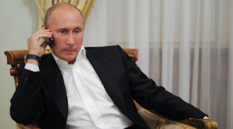 Putin ve Suudi Arabistan Kralı telefonda Suriye krizini görüştü