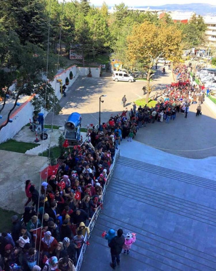 Teleferikte Cumhuriyet Bayramı izdihamı