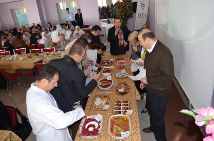 Hastanede en güzel aşure yarışması