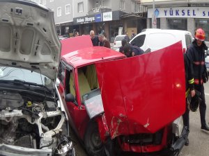 Bursa'da kaza: 4 yaralı