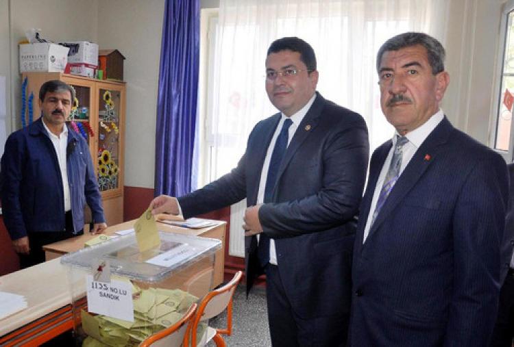 Osmaniye'de 339 bin 150 seçmen, sandıklara akın etti