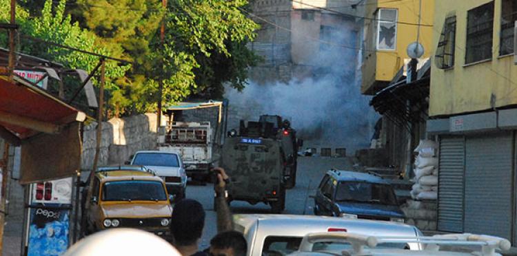 Suruç saldırısını protesto gösterisinde olaylar çıktı