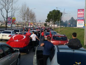 Bursa’da şehitlere saygı konvoyu