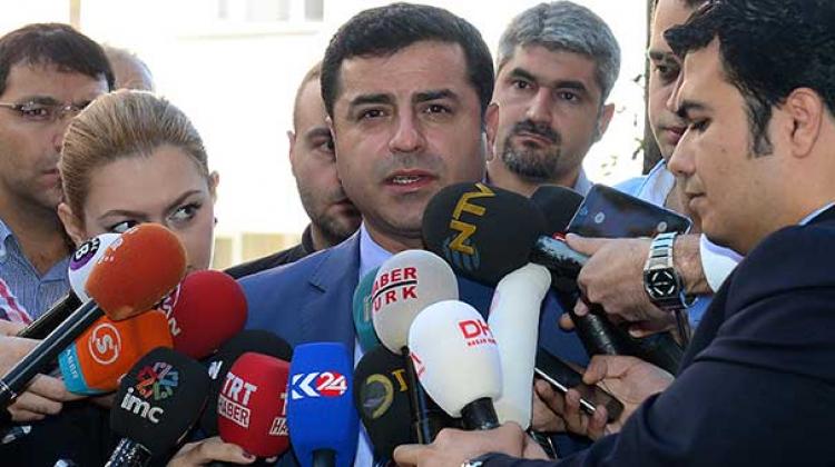 Demirtaş: Meclisi olağanüstü toplantıya çağırdı