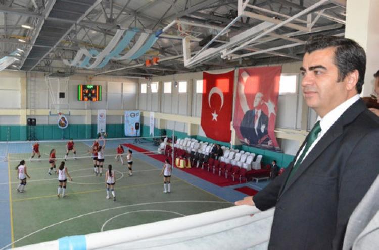 Kayseri’de spor yatırımları hızla devam ediyor