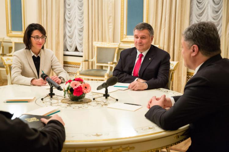 Poroşenko, emniyet teşkilatının yenilenmesi talimatı verdi