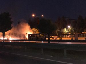 Bursa'da yine belediye otobüsü yandı!