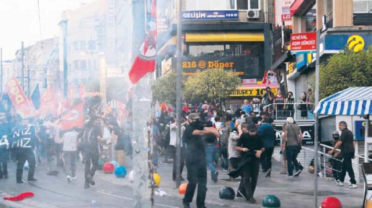 Suruç protestolarına  polis müdahalesi