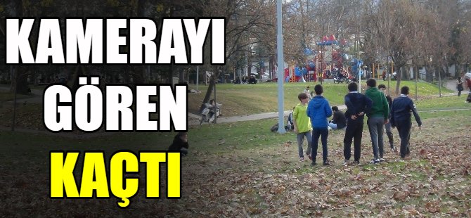Kamerayı gören böyle kaçtı