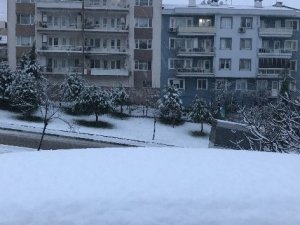 Bursa'da kar yağışı başladı