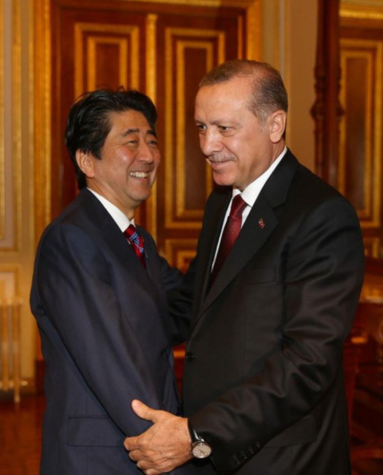 Erdoğan, Japon Başbakanı ile bir araya geldi