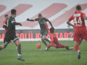 Bursaspor sahasında14 puan kaybetti