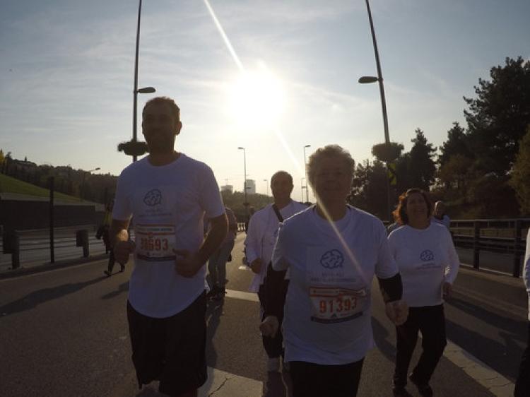 Parkinsonu yenen Kahyaoğlu beyin piliyle maratona katıldı