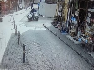 İki motosiklet böyle çarpıştı