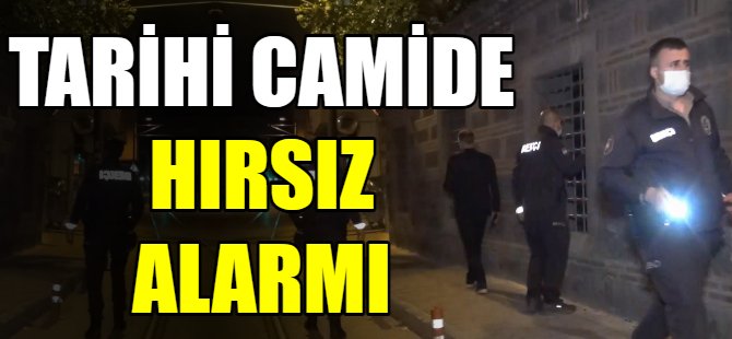 Tarihi camide hırsız alarmı
