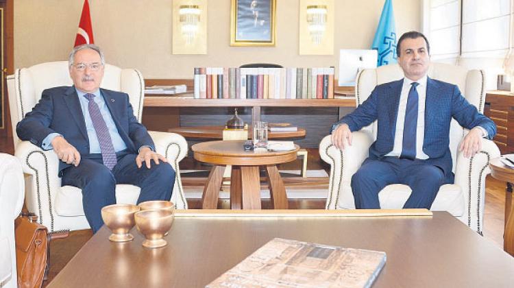 Ak Parti CHP’nin  9 şartına sıcak!