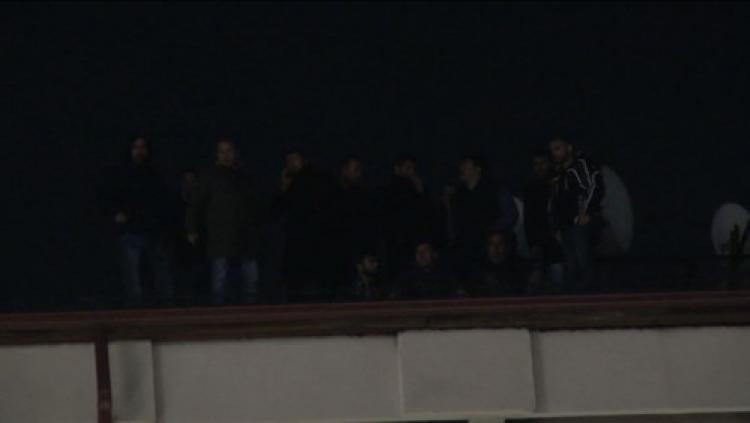Sivas Demir Çelik işçileri çatıdan indi