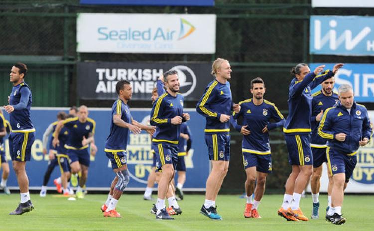 Fenerbahçe, Molde maçı hazırlıklarına başladı