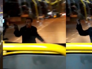 Bıçakla halk otobüsüne saldırdı