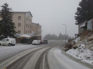 Uludağ beyaza büründü