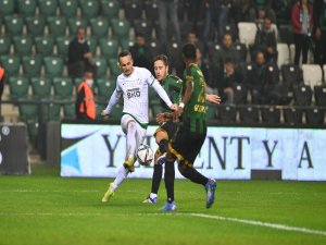 Bursaspor 5 maçta 11 puan kaybetti