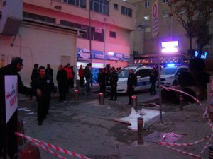 Üniversite önünde silahlı kavga