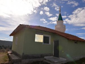Eski Bakan Güllüce minare açtı