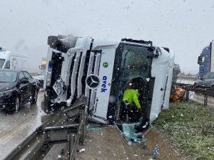 Bursa'da 2 TIR kaza yaptı