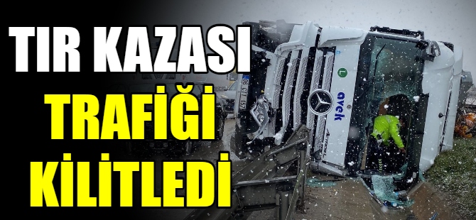 Bursa'da 2 TIR kaza yaptı