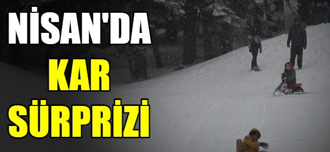 Uludağ’da kar yağışı