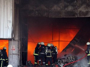 Bursa'da tekstil fabrikasında yangın