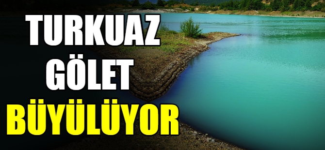 Turkuaz gölet büyülüyor