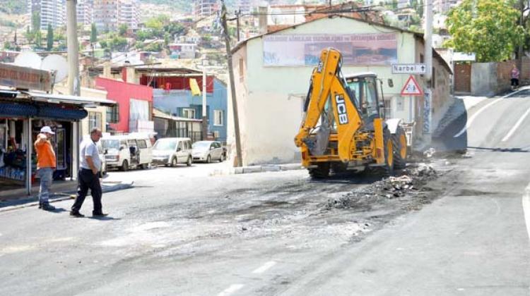 İzmir'de otobüs yakılmasıyla ilgili 13 gözaltı
