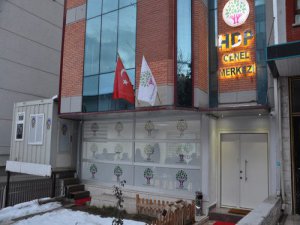 HDP MYK, 'uzlaşma komisyonu' gündemiyle toplandı