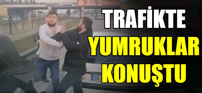 Trafikte yol verme kavgası