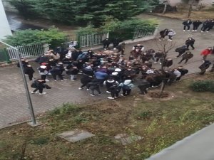 Bursa'da okul çıkışında tartışma